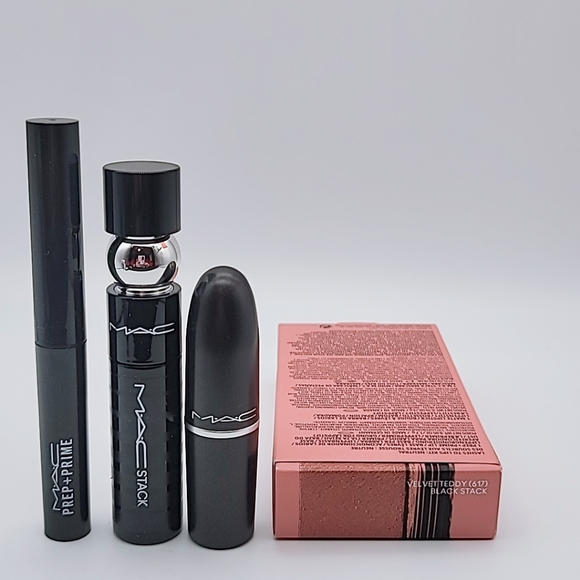 Mac Lashes To Lips Kit in Neutral - Picture 5 of 7